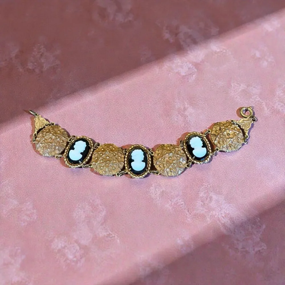 Vintage Victorian Revival Black & White Cameo Flower Panel Link Bracelet 8”